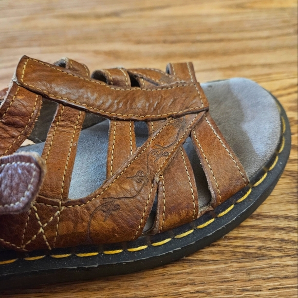 Dr. Martens Doc Sandals Womens 9.5 Brown Leather Chunky VTG 90s Platform Buckles - Picture 4 of 11